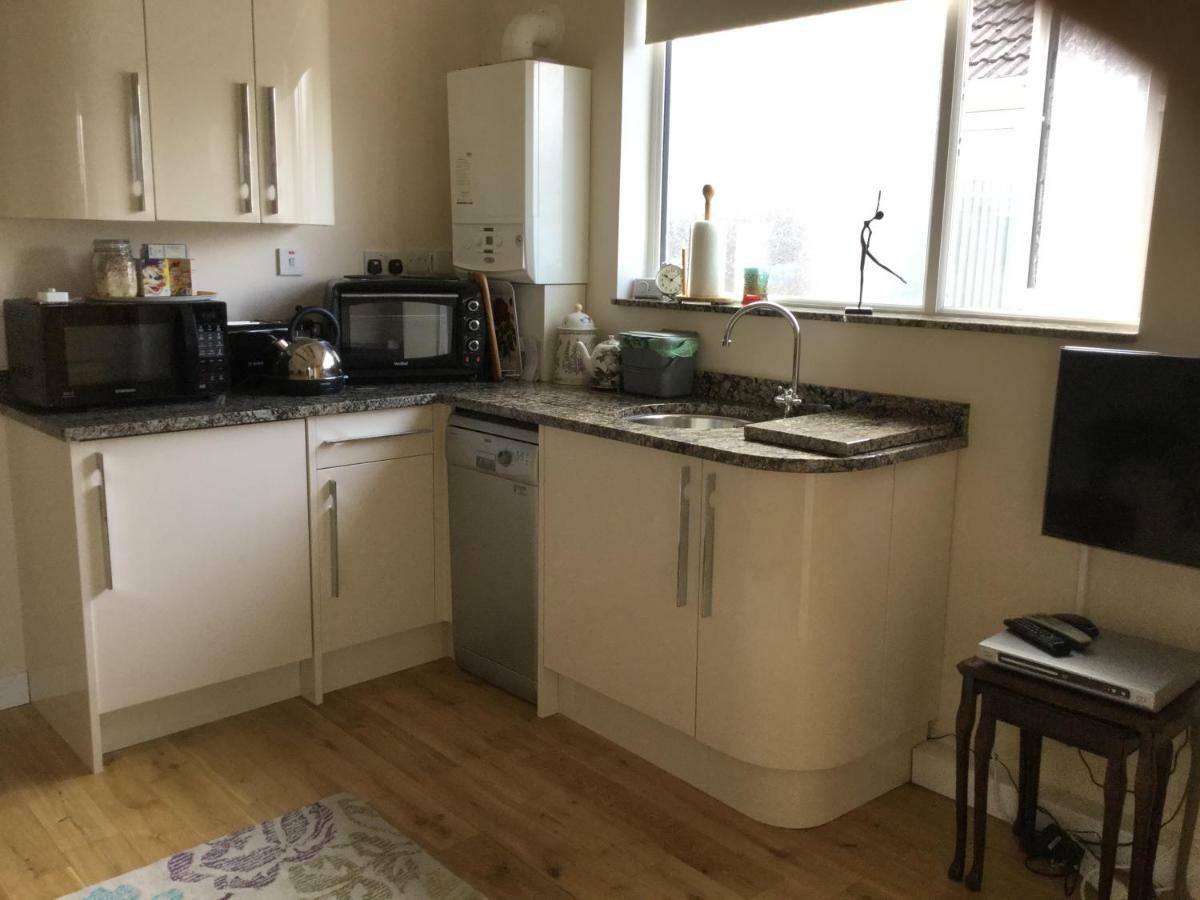 Canterbury Cottage Престатин Экстерьер фото